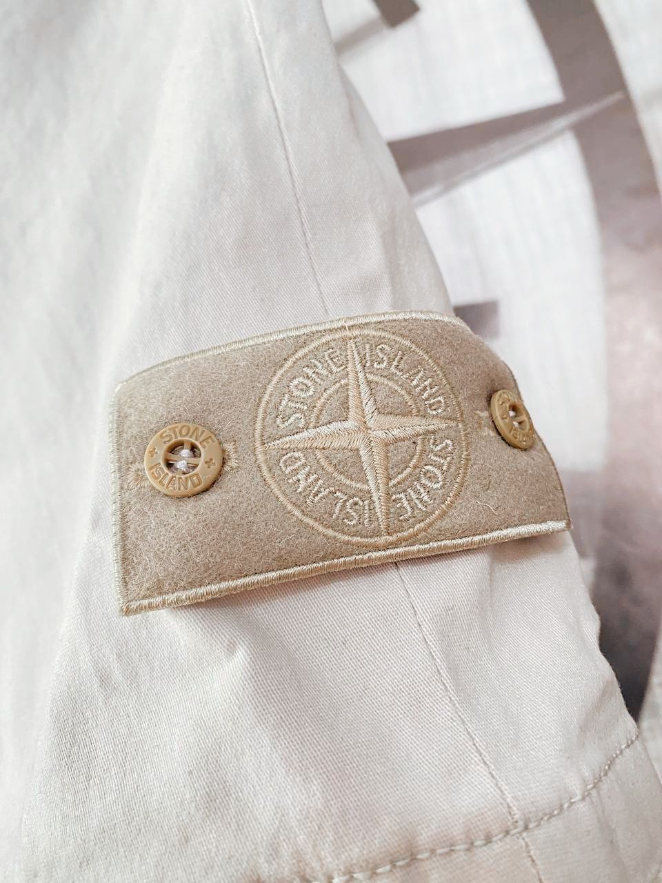 Рідкісна модель Stone island Biege