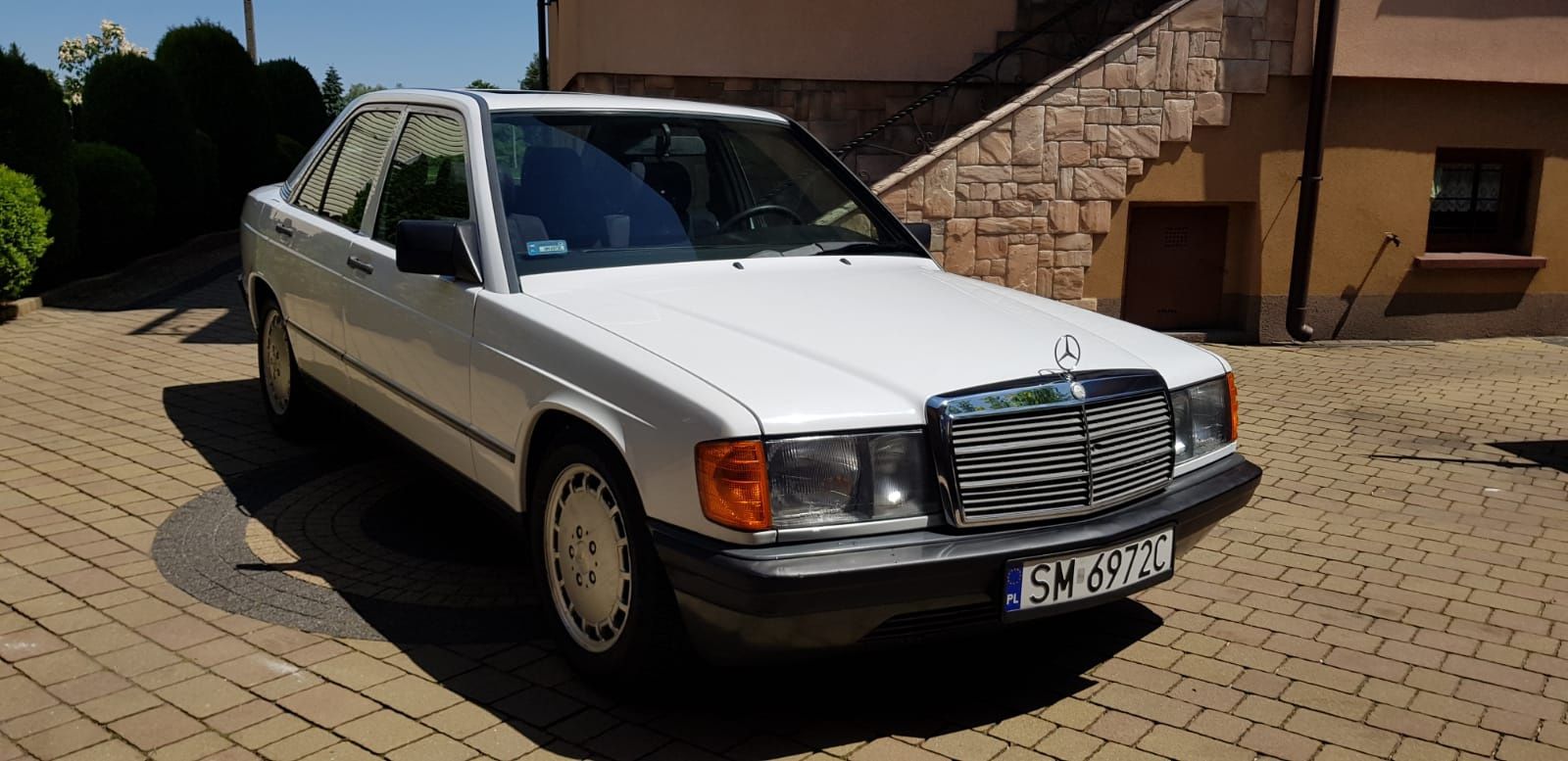 Mercedes-Benz 190E (Możliwa zamiana na motocykl)