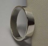 Srebrna gładka obrączka R.24. 4,8 mm.
