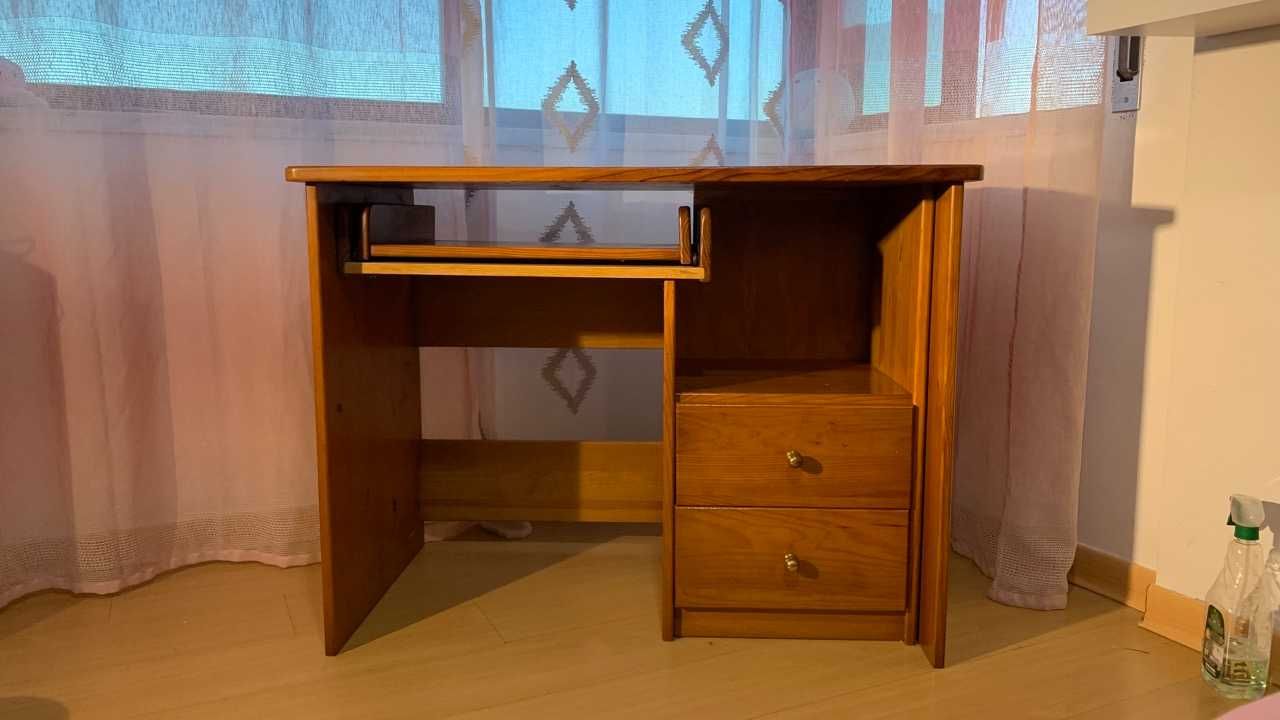Secretaria em madeira pinho