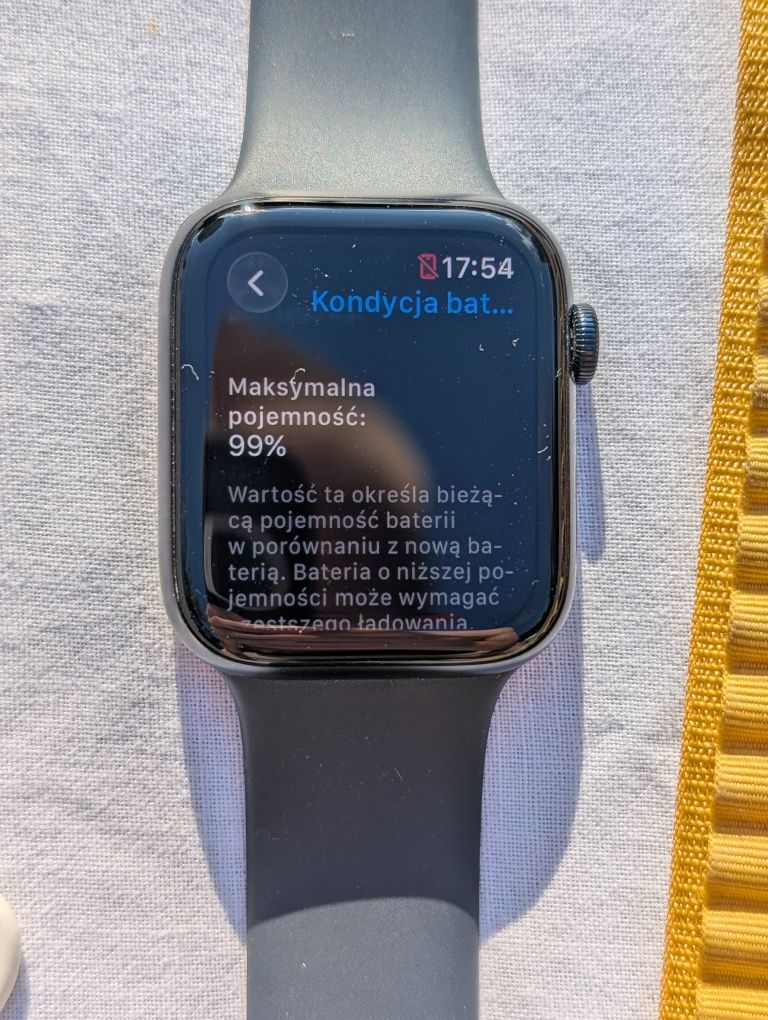 Apple Watch SE 2. Generacji 44mm - W idealnym stanie