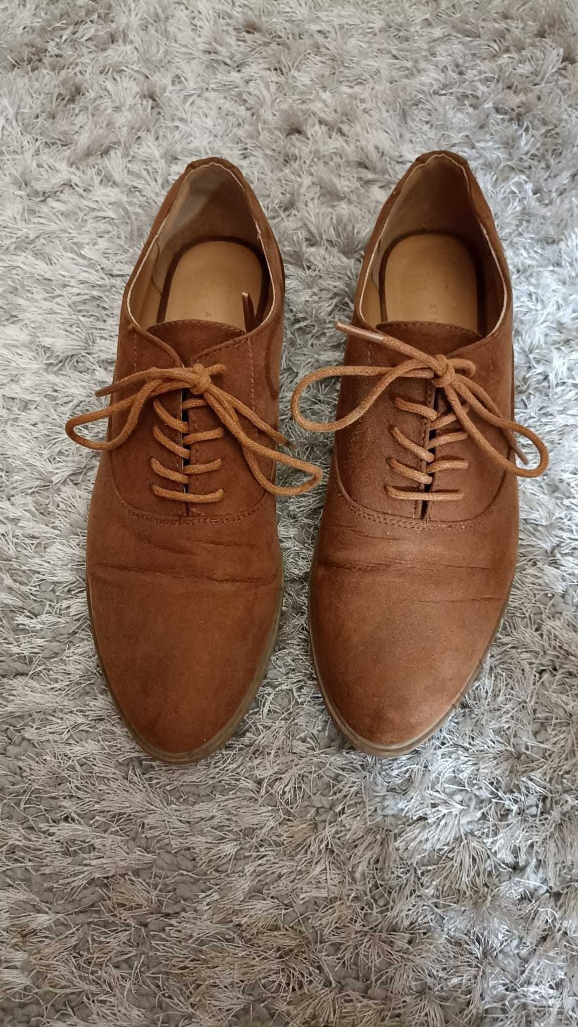 Sapatos Tamanho 39, Elegantes, Confortáveis e Pouco Usados