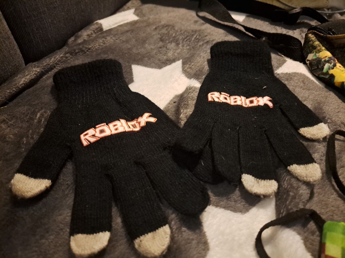 Sprzedam zestaw ROBLOX nerka,rękawiczki i maseczki