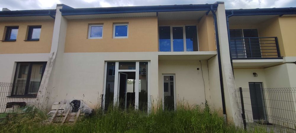 Котедж 122 м2 готовий до ремонту