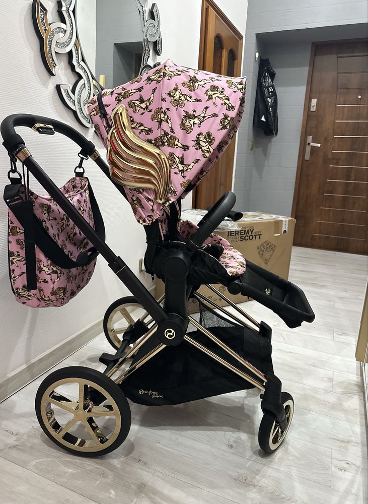 Cybex Platinum Line Cybex Priam 2.0 Cherub Pink By Jeremy Scott