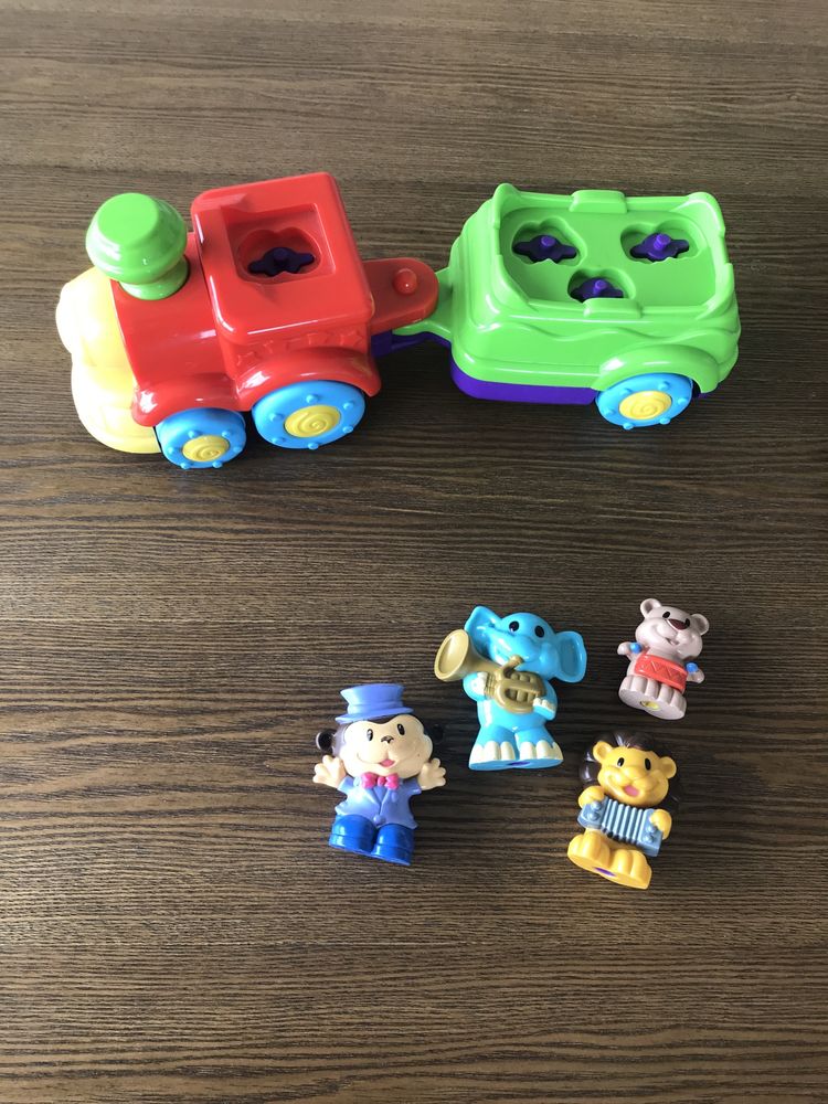 Comboio com animais de circo sonoro