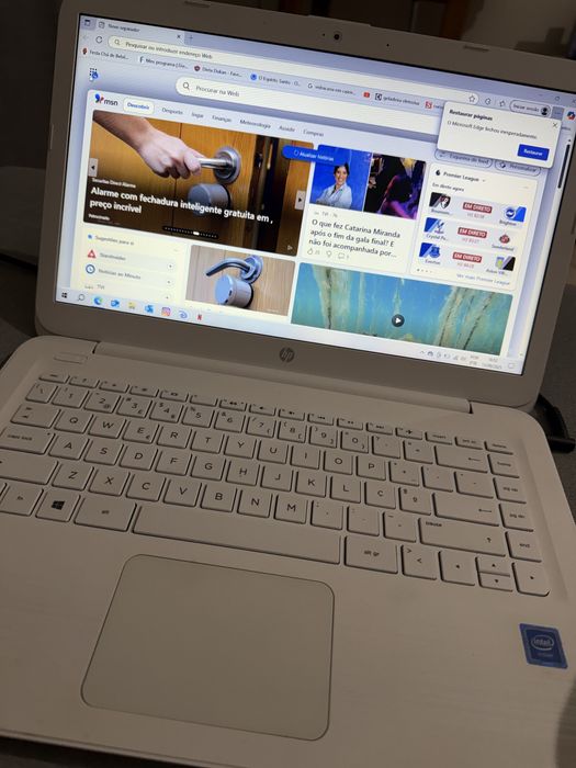 Notebook HP Stream 14-cb055np