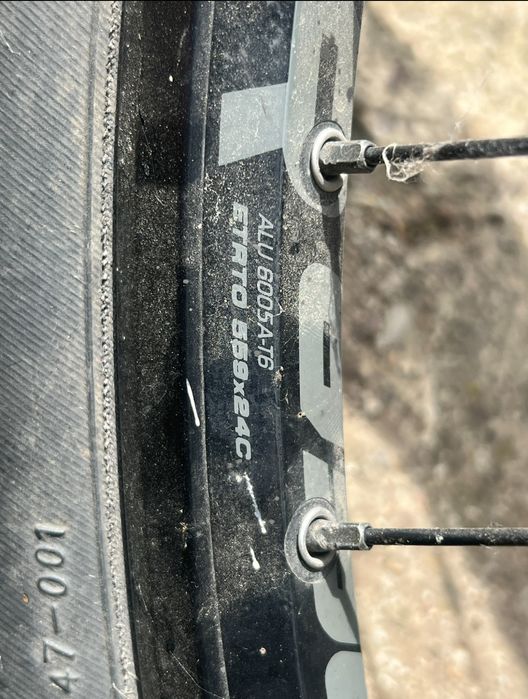 Części rowerowe koła 26,27.5 rama kierownica