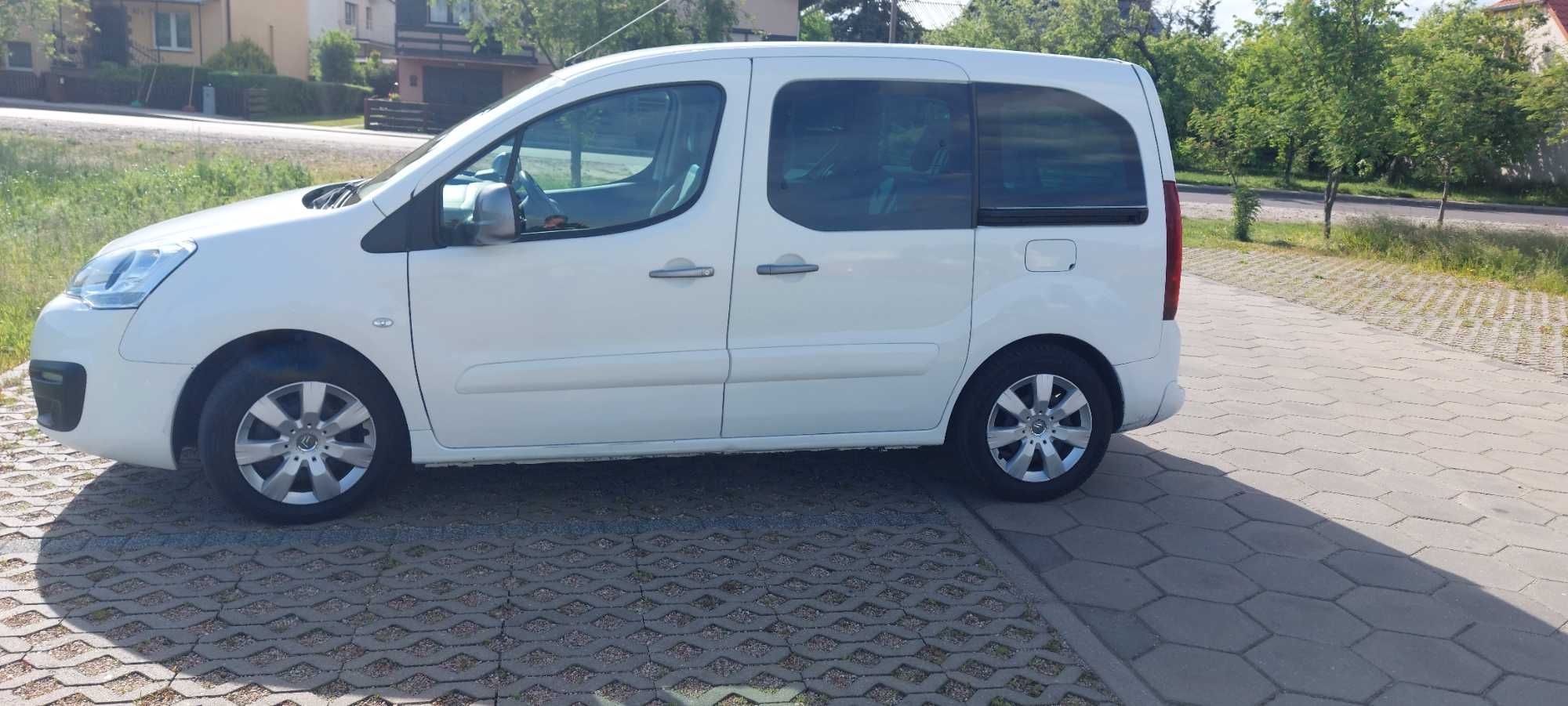 Sprzedam citroena berlingo 2017 r