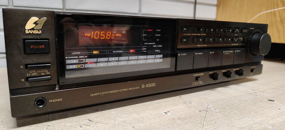 Amplituner SANSUI S-X500. Stereo