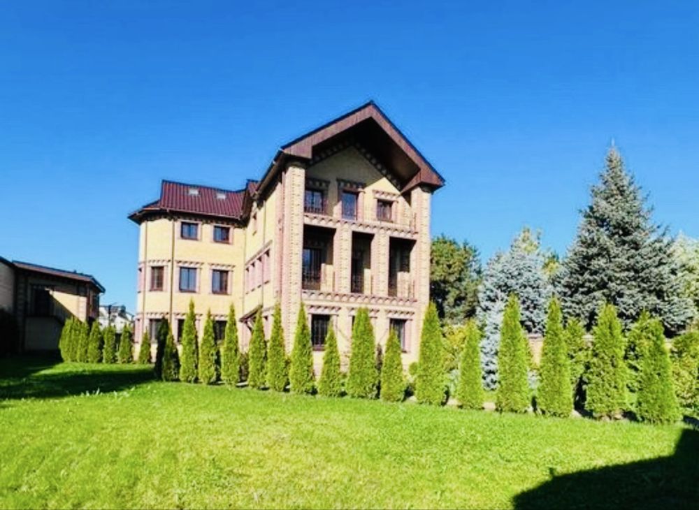 Оренда будинку під офіс, пансіонат
