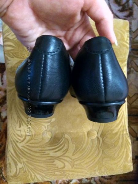 Туфли на девочку кожаные