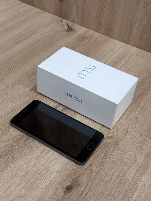 Meizu M5s сірого кольору на 32 гб