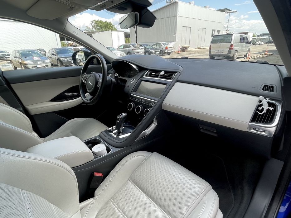 Jaguar E-Pace Офіційний дизель 2020