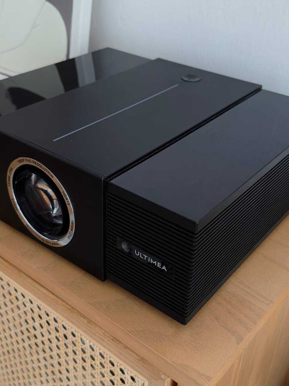 Ultimea Apollo P60 4K Projector