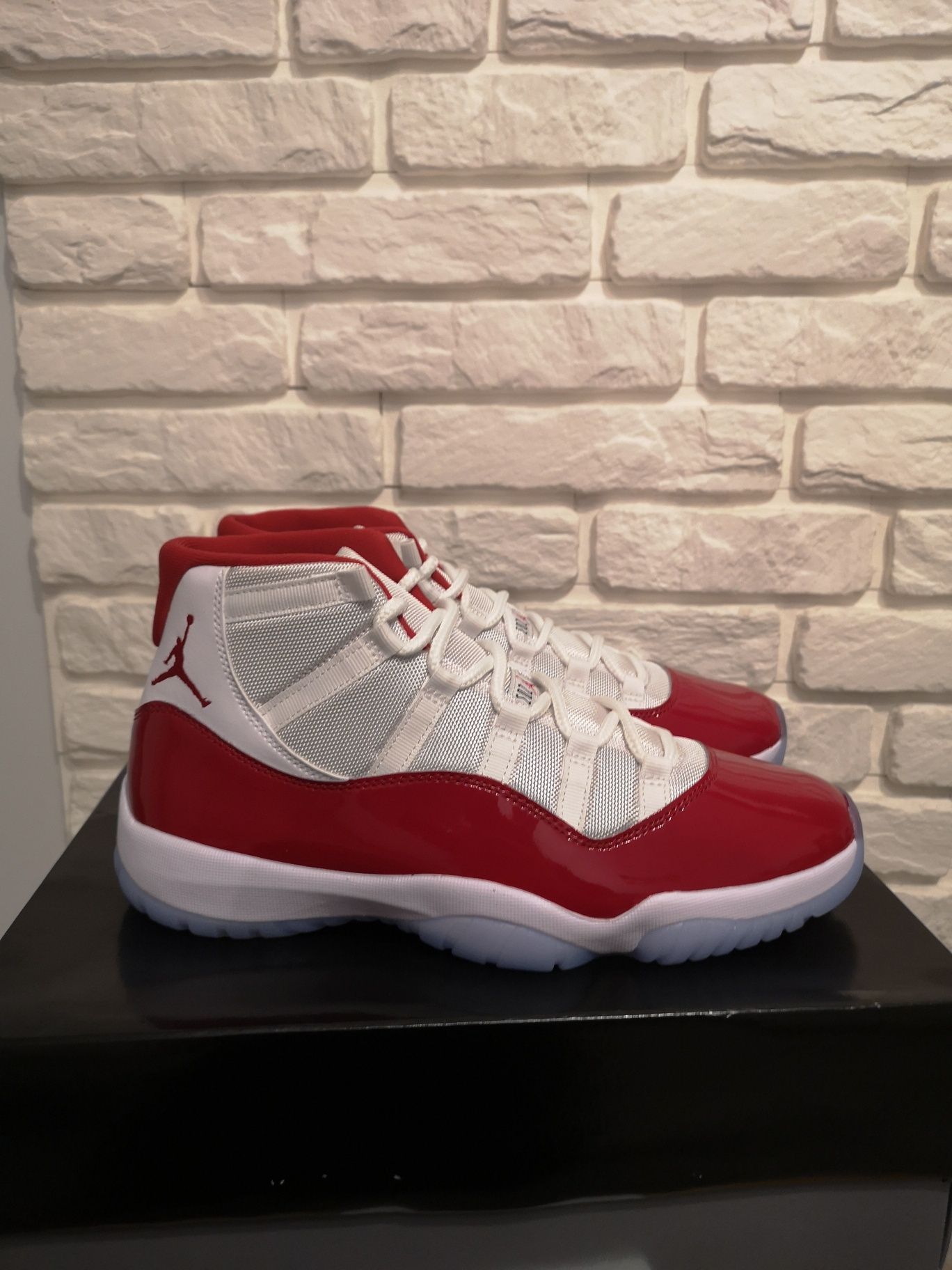 Nike Jordan 11 Retro Cherry 45