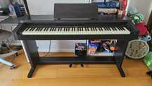 Piano Roland HP-1300E