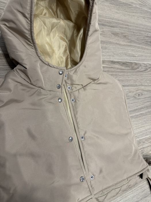 Капор - жилетка беж