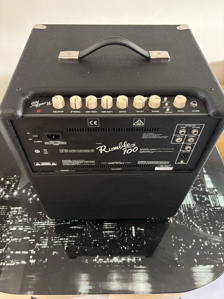 Fender Rumble 100 Bass