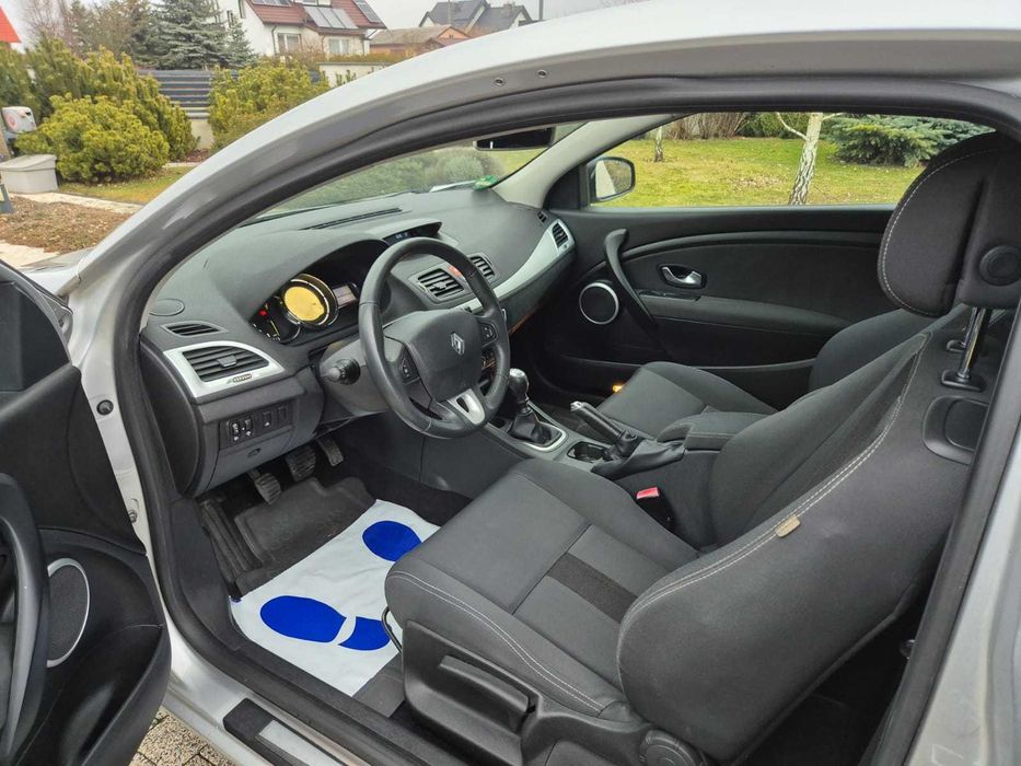 Renault Megane III Coupe 2.0 16V TB 180KM//Alu 19//Klima//Keyless Go