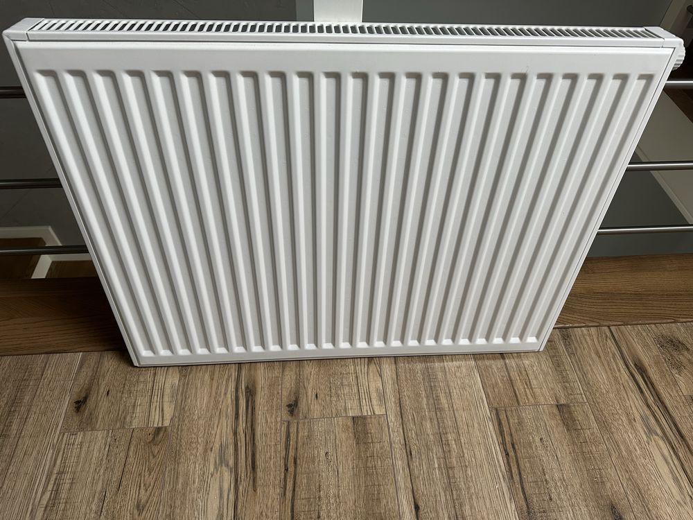 Grzejnik stalowy Termoteknik V11 600x800 dolny prawy