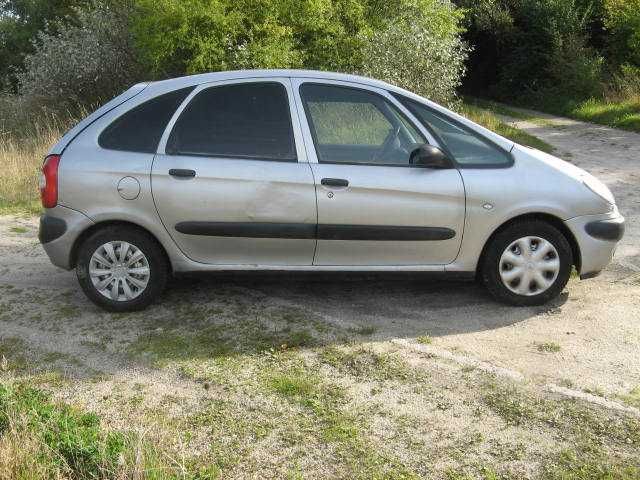 Citroen Xsara Picasso 1749cm 2000r na czesci