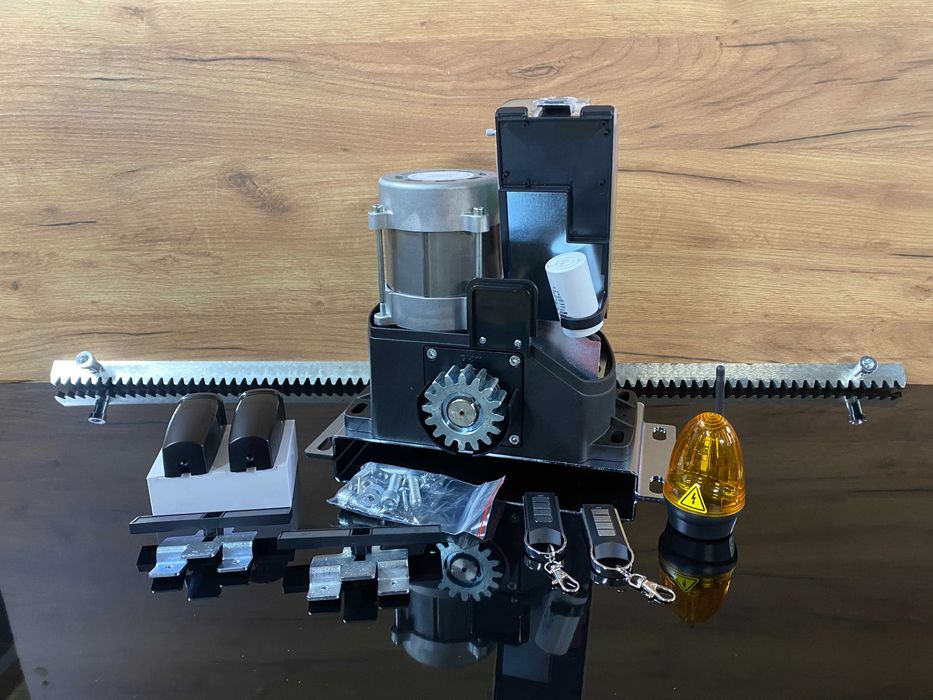 Автоматика для відкатних воріт, Привід для воріт, Мотор для брами