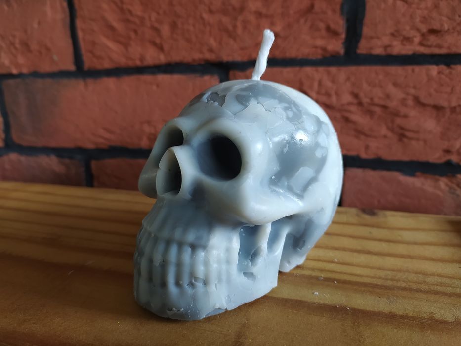 świeczka wolnostojąca duża czaszka