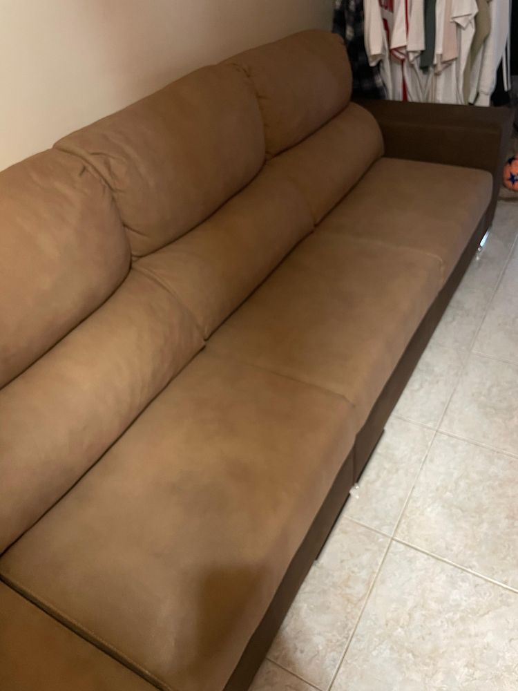 Sofá de 4 Lugares Super Confortável