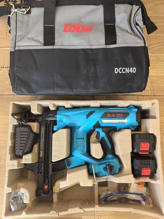 Монтажний пістолет TOUA