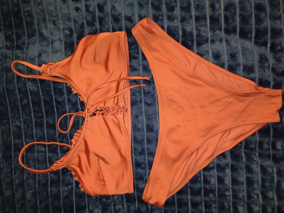 Стильний жіночий купальник (двійка), розмір M