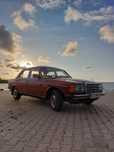 Mercedes W123 300D wynajem auto do ślubu samochód z kierowcą zabytkowy