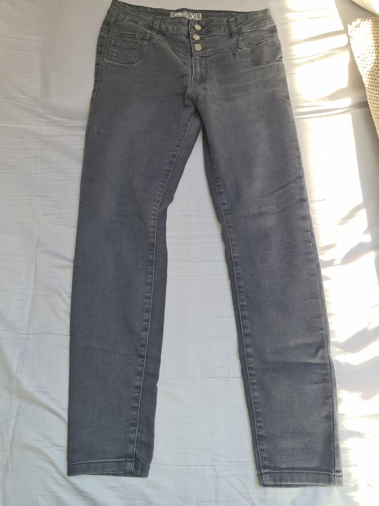 Spodnie jeansowe XL