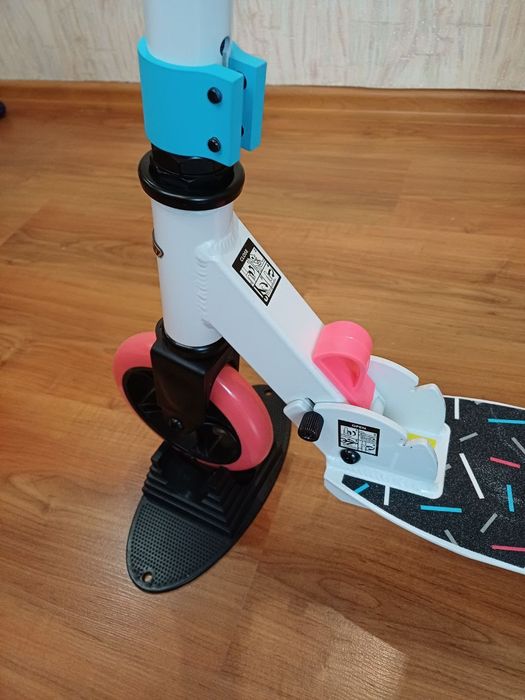 Самокат 2-х колісний REACTION Girl 145 мм мультиколір