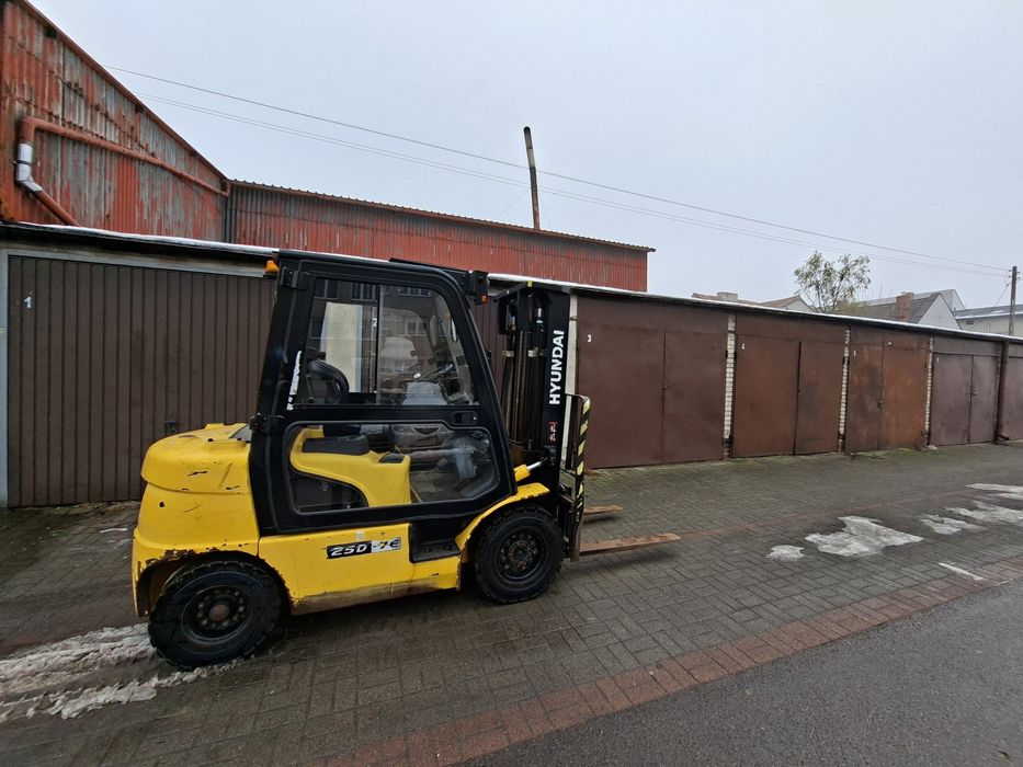 Wózek widłowy Hyundai 25D E 7 diesel  2.5t