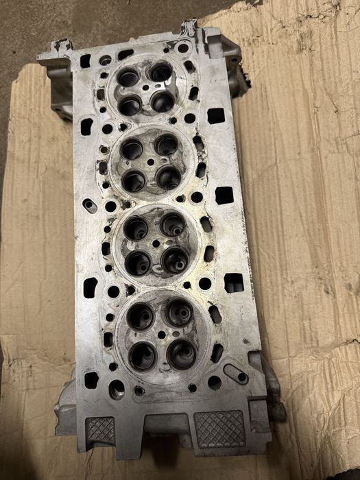 Głowica renault master movano 2.3 21r