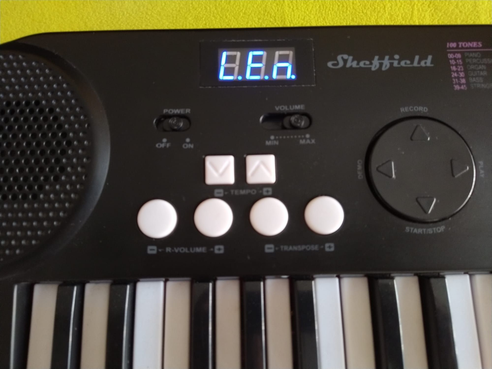 Piano teclado música órgão casas escola apartamento carro.