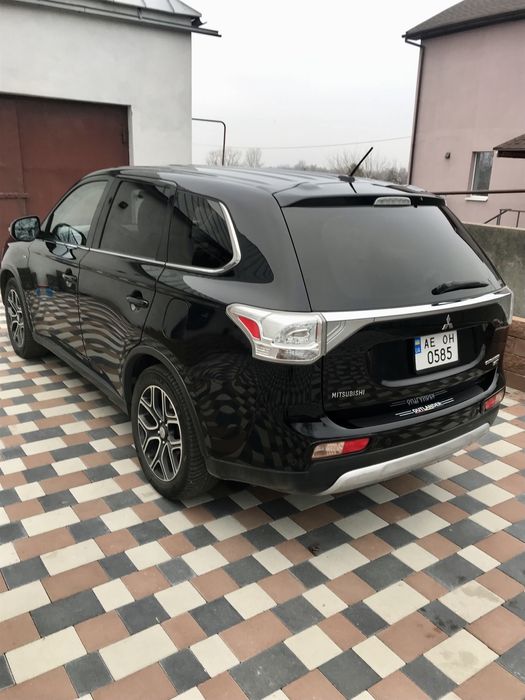 Мitsubishi Outlander 3(GT,3 літра)