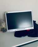 Monitor komputerowy NEC 19" LCD matowy L196H5 + okablowanie