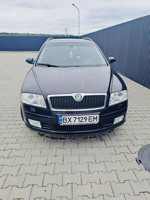 Машина Scoda Octavia