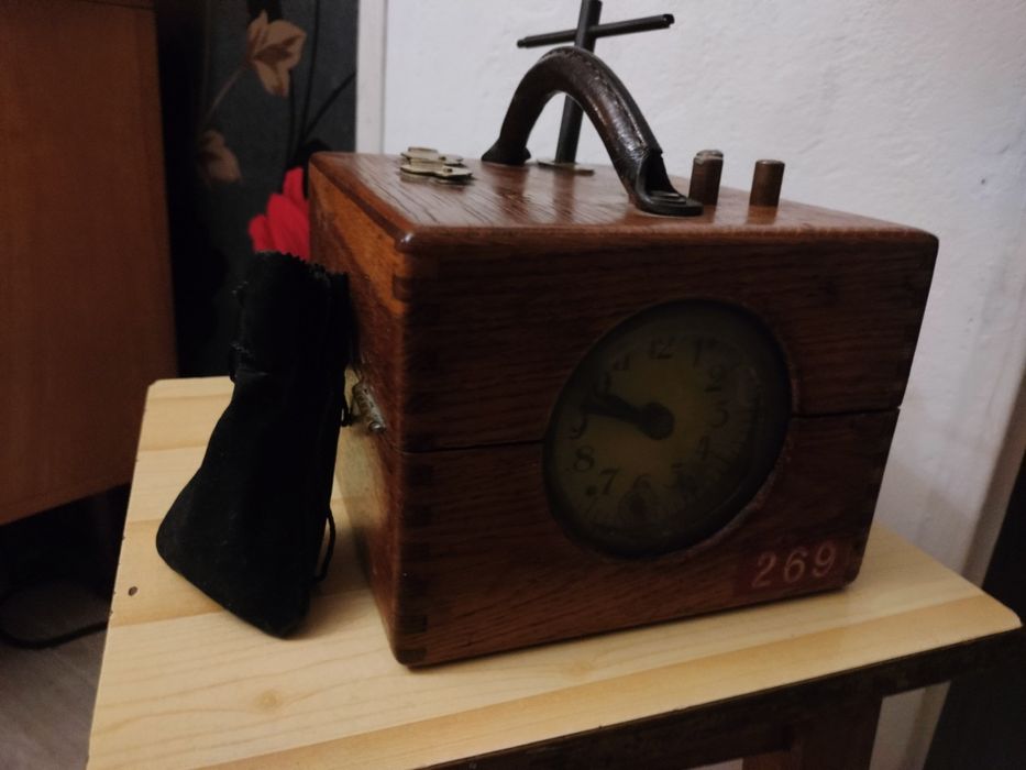 Zegar do lotów gołębi + gratis!!