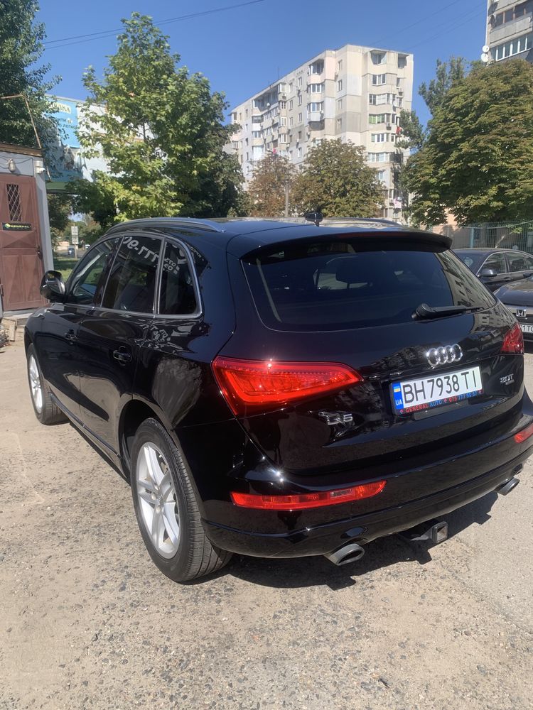 Продам Audi Q5