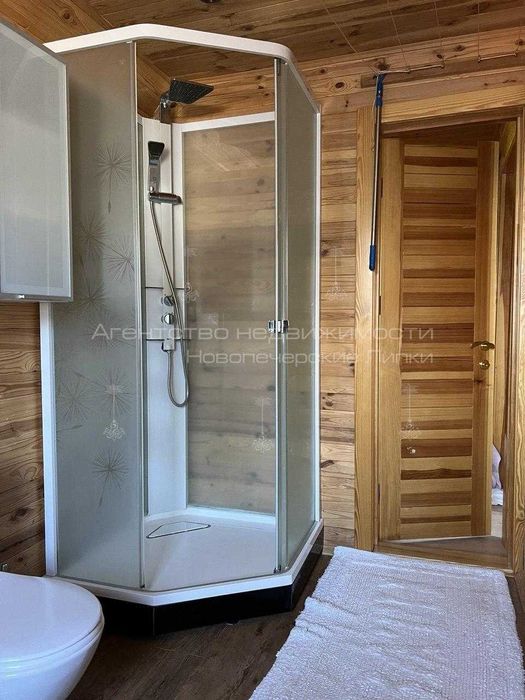 Оренда будинку 120 м розташованого на воді Рівʼєра-Золоче, Вишеньки