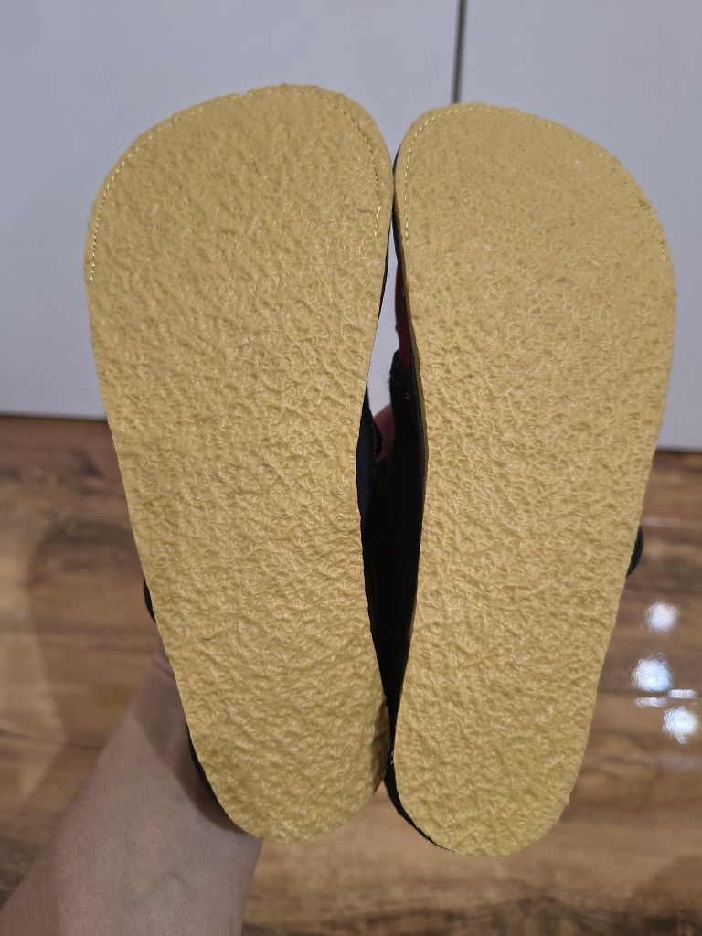 NOWE kapcie chłopięce Spider BAREFOOT Raweks r. 29, wkł. Skóra 18,3 cm
