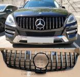 Решітка радіатора Mercedes ML W166 (12-15) тюнінг решетка радиатора GT