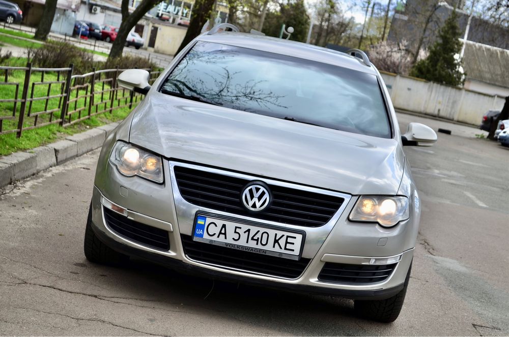 Volkswagen Passat B6 2.0 TDI Автомат DSG