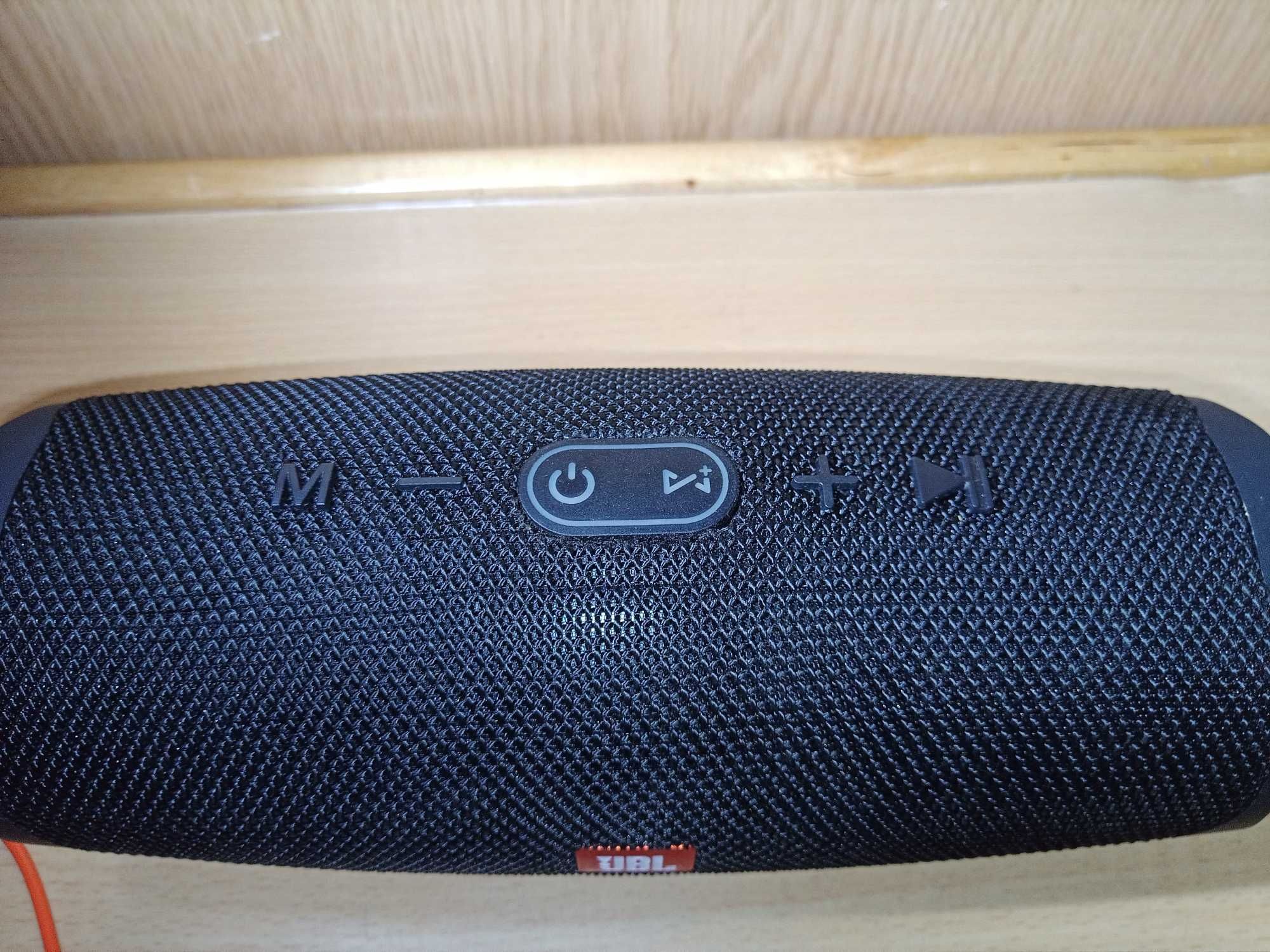 Акустическая система JBL Charge 4 (портативная колонка)