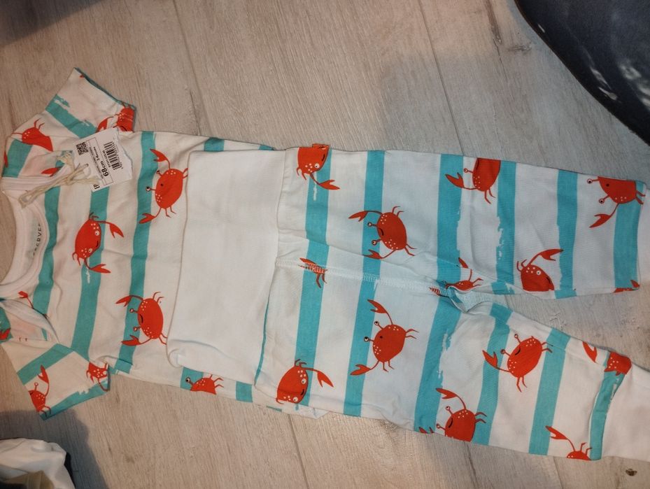 Nowy komplet 68 Reserved