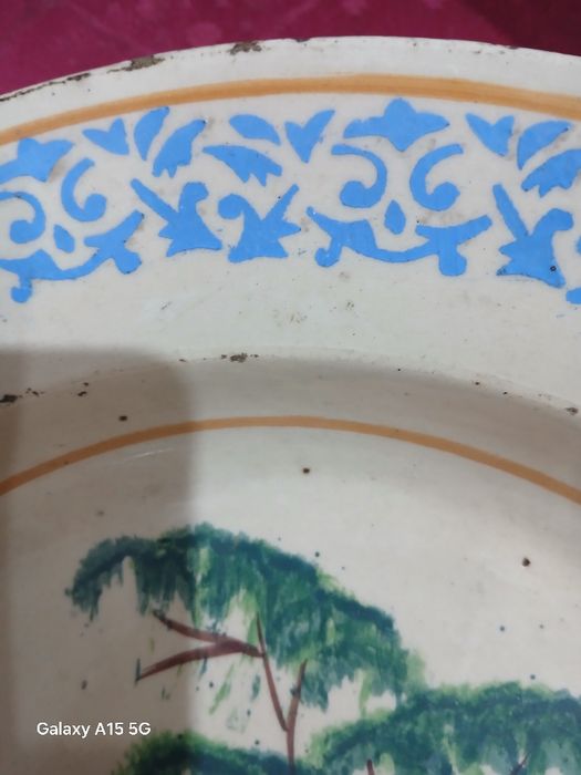 Prato de FAIANÇA Antigo