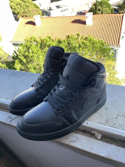 Nike jordan mid